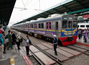 Tingkatkan Kapasitas Penumpang, KCJ Tambah Rangkaian Kereta