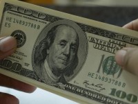 Dolar AS Kembali Menguat