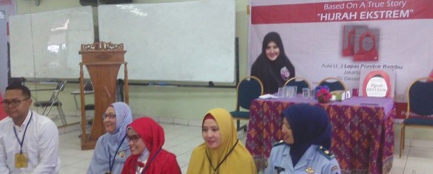 Mirani Mauliza Luncurkan Buku Hijrah Ekstrem