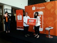 Shopee Donasikan Rp 50 Juta Melalui Program CSR “Shopee Untuk Negeri”