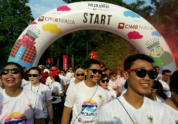Dukung Gaya Hidup Sehat, CIMB Niaga Kembali Gelar The Color Run 2017