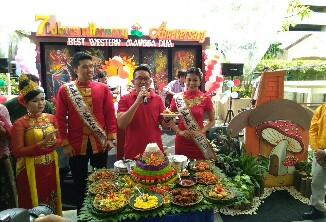Koko Cici Ramaikan Hut ke-7 Best Western Mangga Dua Hotel