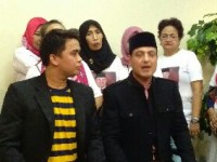 Billy Syahputra bersama Calon Presiden Sam Aliano