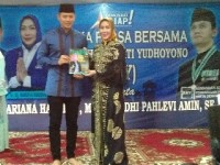 Bangun Kewirausahaan Perempuan, Caleg Mariana: Berikan Dengan Sentuhan