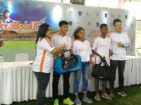 UC Browser Dukung Talenta Duta Sepakbola Indonesia Melalu Uni Papua UC Football Ambassador Team