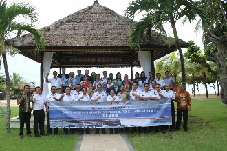 Para peserta Coastal Inundation Forcasting Demonstration Project Indonesia (CIFDP-I) Final Meeting Workshop melakukan foto bersama di Hotel Nusa Dua Beach and Spa, Denpasar, Bali pada tanggal 28 - 30 Januari 2019