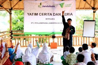 Jamkrindo Syariah Beri Beasiswa Pendidikan Untuk Yatim Berprestasi