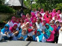 Emak-Emak Dukung Heru CN Menang di Solo