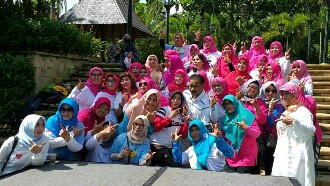 Emak-Emak Dukung Heru CN Menang di Solo