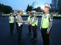 Tiga Anggota Berprestasi Mendapat Penghargaan Dari Dirlantas Polda Metrojaya