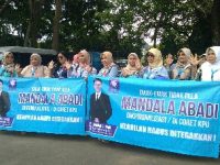 Emak-emak Anggap KPU Unprocedural Dengan Kriminalisasi Mandala Abadi Shoji