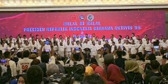 Jokowi Hadiri Halal Bi Halal dan Gelar RNA98 oleh Aktivis 98