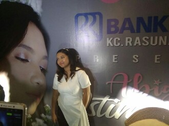 Penyanyi Muda Abigail Rilis Single “isitmewa”