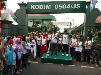 KODIM 0504/JS Adakan Jalan Sehat Untuk Meriahkan HUT TNI ke 74