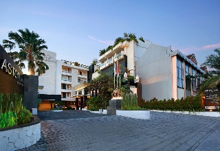Seluruh Karyawan ASTON Kuta Hotel and Residence Menerima Vaksinasi COVID-19
