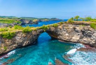Bupati Klungkung Kembangkan Potensi Laut Nusa Penida