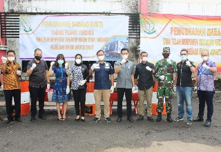 Barang Bukti Tindak Pidana Terorisme Dimusnahkan Kejari Jakbar