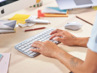 Maksimalkan Potensi Kreatif dengan Logitech MX Keys Mini, Keyboard Nirkabel Minimalis Terbaru