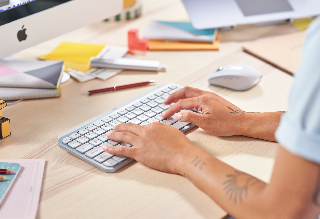Maksimalkan Potensi Kreatif dengan Logitech MX Keys Mini, Keyboard Nirkabel Minimalis Terbaru