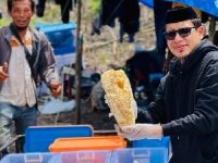 Ustadz Ibnu Asyir: Manfaat Melimpah dari Madu Hutan