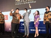 Apresiasi Kerja Sama Tekan Penyebaran Covid-19, Menkominfo Johnny G Plate Terima Penghargaan Best Ministers