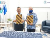 Sampoerna University dengan UIII Perkuat Komitmen Hadirkan Pendidikan Skala Global di Indonesia