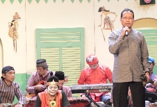 Sudin Kebudayaan Jaktim Dukung Pagelaran Battle Budaya Kabaret Komedi