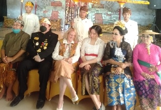 PrIncess Cheryl Halpern: Rayakan Nominasi Visions of Peace untuk Nobel Peace Prize bersama Anak Yatim dan Lintas Agama