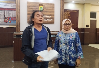 Deolipa Yumara Proses Hukum WN Belanda Diduga Lakukan Pemalsuan Dokumen