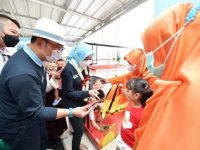 Ridwan Kamil Hadiri Pelaksanaan Kick Off Bulan Imunisasi Anak Nasional Tahap II di Karawang