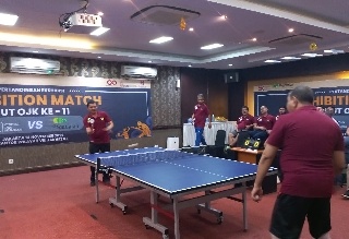 Gelar Tenis Meja, Pegadaian Kanwil VIII Jakarta 1 Semarakkan Rangkaian HUT OJK ke-11