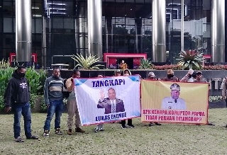 KMP Desak KPK Segera Memanggil Lukas Enembe Kembali untuk Diperiksa