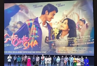 Kisah asmara legendaris Galih & Ratna Dihidupkan Kembali melalui Film Gita cinta di SMA