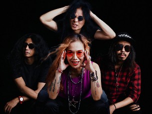 BAND TAKE OVER X JOHN PAUL IVAN Kembali Menggebrak Industri Musik Indonesia Rilis Album EP Ketiga “TREBLE”