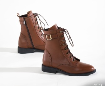 M&T Indonesia Brand Sepatu Lokal Kualitas Premium