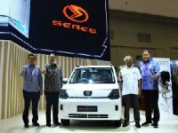 Debut di GIIAS 2023, Konsumen Bisa Membeli Seres E1 dengan Harga Mulai dari Rp189 Jutaan