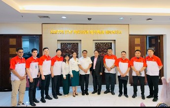 Moeldoko Lepas Delegasi Perempuan Tani HKTI dan INTI ke Tiongkok