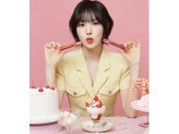 Red Velvet Unggah Lip Velvet Brand Lokal Azarine di Instagram