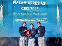 Chief Executive Officer Azarine Cosmetic Raih Penghargaan Young CEO of The Year untuk Kategori Braveheart CEO