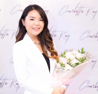 Charlotte Kay, Rekomendasi Skincare Untuk Kulit Sensitif yang Skin Microbiome Friendly