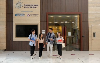 Lulusan Sampoerna University Pecahkan Rekor Skor Tertinggi di Asia Tenggara pada Penghargaan Bergengsi AICPA-CIMA