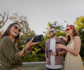 ‘Ripple’ Speaker Bersuara Jernih  dan Tahan Air Hingga IPX7 dari HiFuture