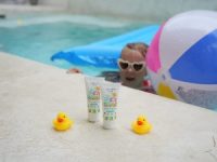 Azarine Cosmetic Hadirkan Physical Sunscreen untuk Anak