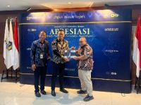 Taat Bayar Pajak, SKINTIFIC Indonesia (PT May Sun Yvan) Diapresiasi Penghargaan dari Kanwil DJP Jakarta Barat