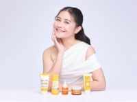 Skincare dengan Symradiance® 399 Advanced Formula dalam Azarine Glow Revolution Series