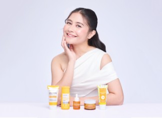 Skincare dengan Symradiance® 399 Advanced Formula dalam Azarine Glow Revolution Series