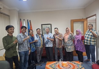 Silaturahmi Direktorat Intelkam Polda Metro Jaya dan Serikat Pekerja Asuransi Bumi Putera Menjelang Aksi Unjuk Rasa di Kantor OJK