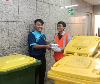 Bank BRI Tebar Kebaikan Dengan Berbagi Sedekah di Hari Jumat Berkah