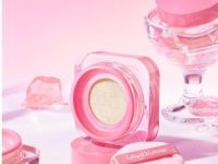 Glad2Glow Hadirkan Inovasi Makeup Terbaru: G2G Perfect Blur & Cover Loose Powder, Hasil Matte Seketika dalam Satu Tap