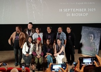 Trailer dan Poster Resmi Perempuan Pembawa Sial Resmi Dirilis